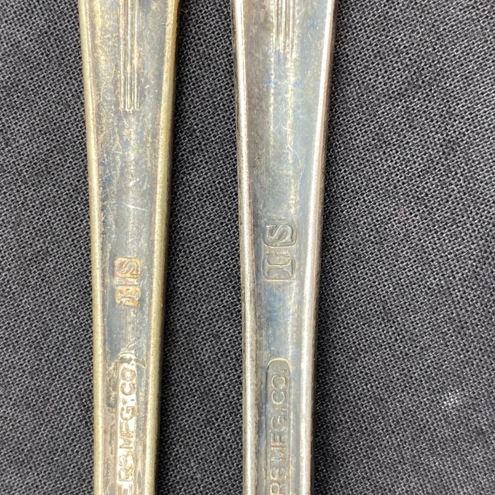 1938 William Rogers Serving Silver Plated Meat Fork Spoon Patina Wheat Grass
